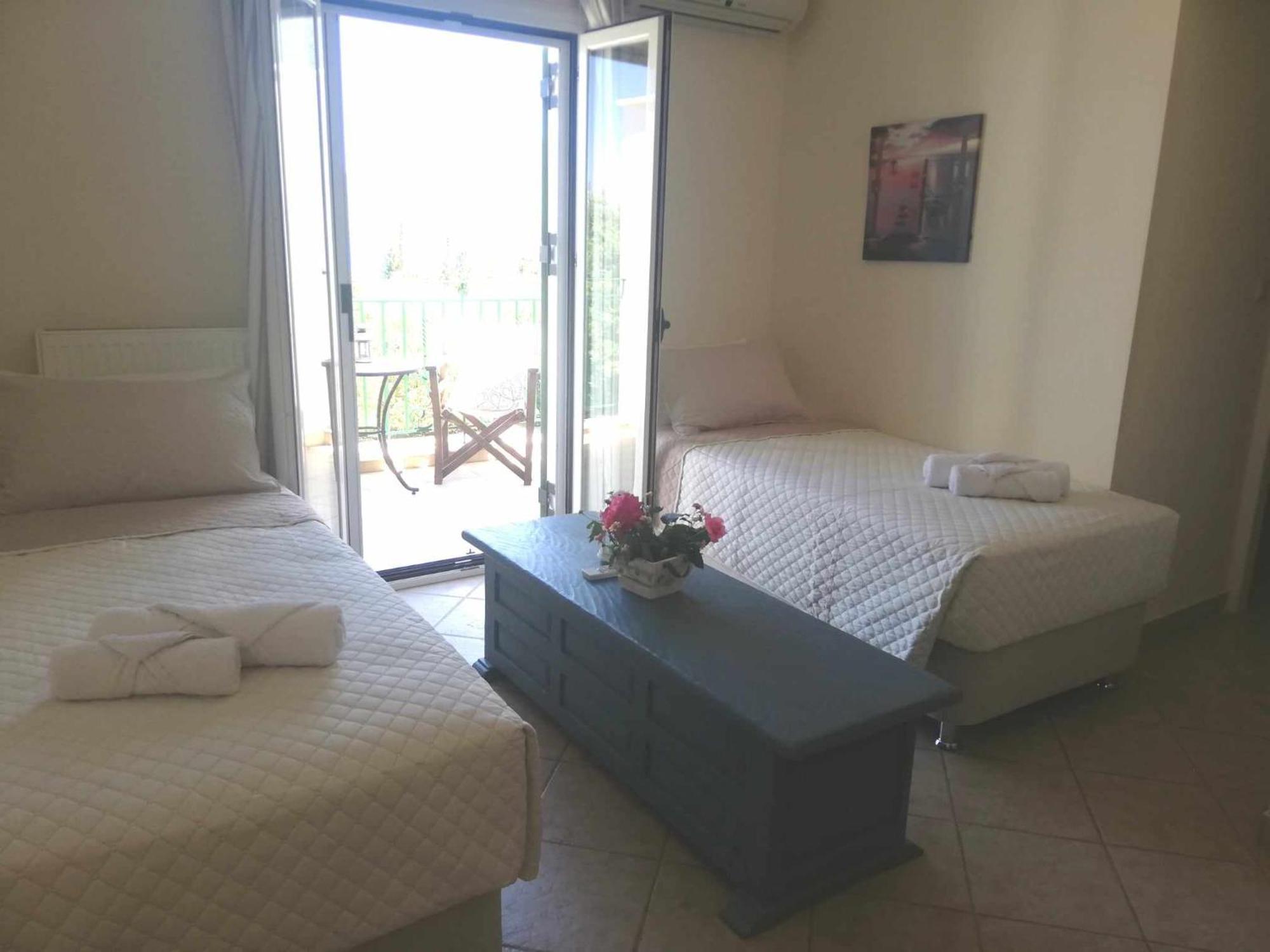 Iliachtides Villas Karavomylos Exterior foto